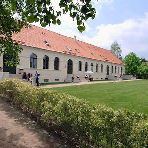 Kavaliershaus Suitehotel am Finckenersee